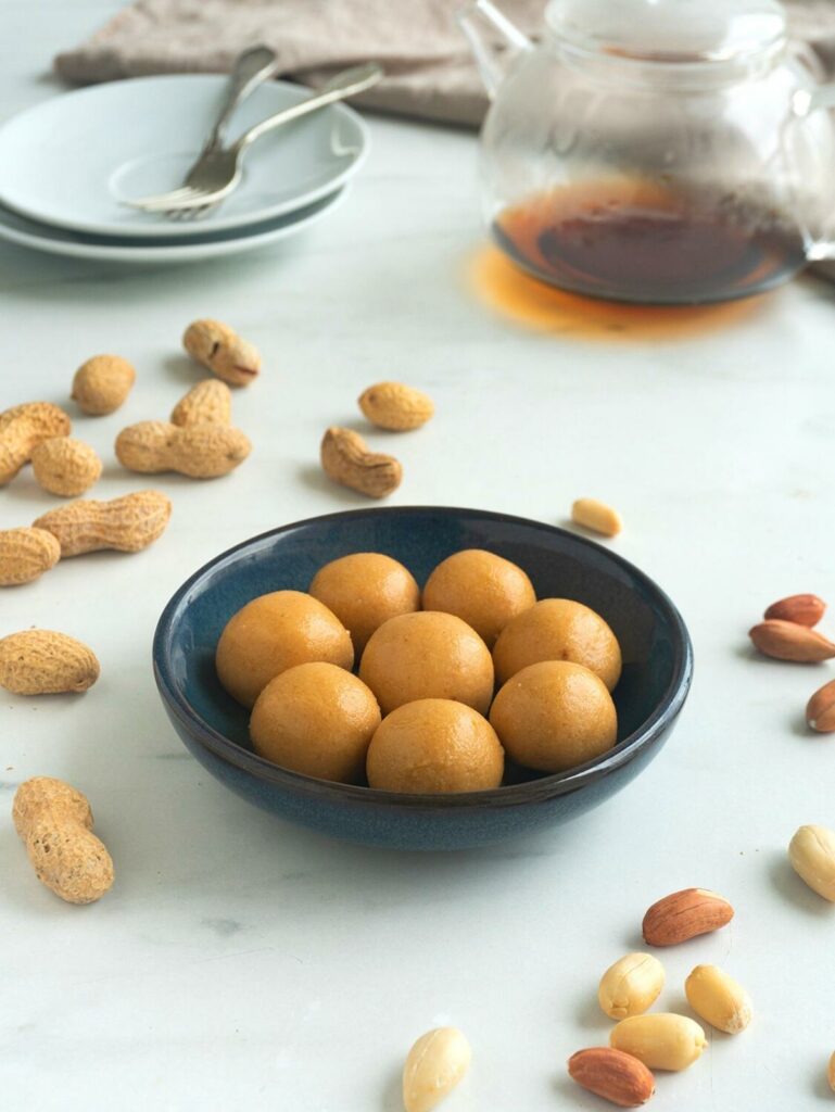 Keto Peanut Butter Balls