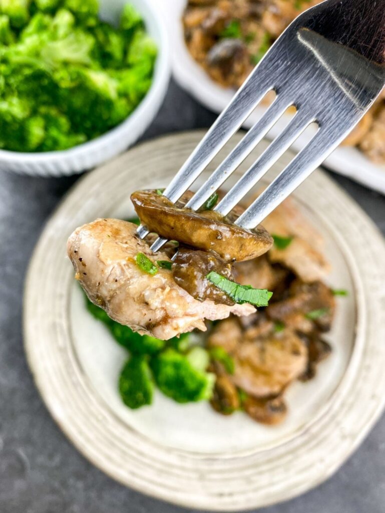 Pork Scallopini with Mushroom Gravy