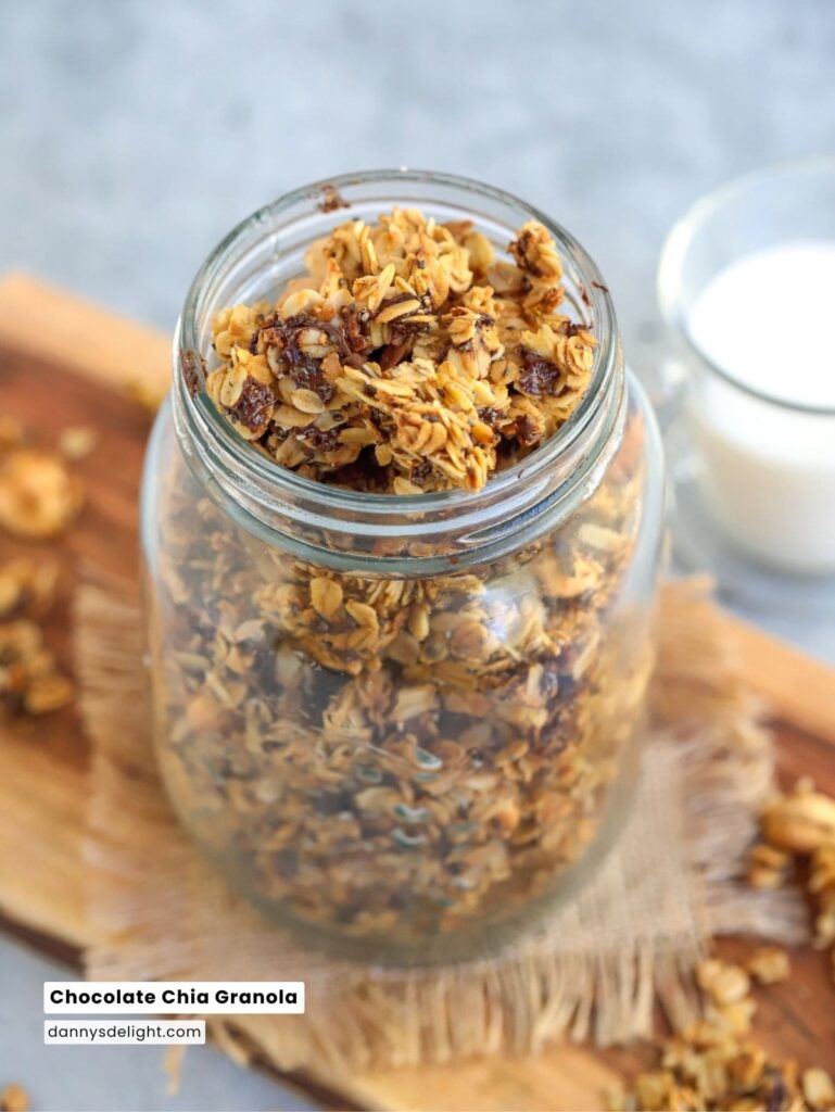 Chocolate Chia Granola