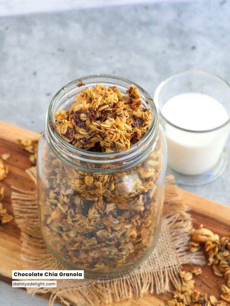 Chocolate Chia Granola