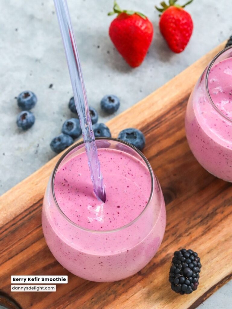 Berry Kefir Smoothie