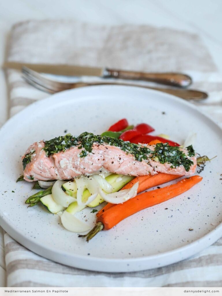 Mediterranean Salmon En Papillote