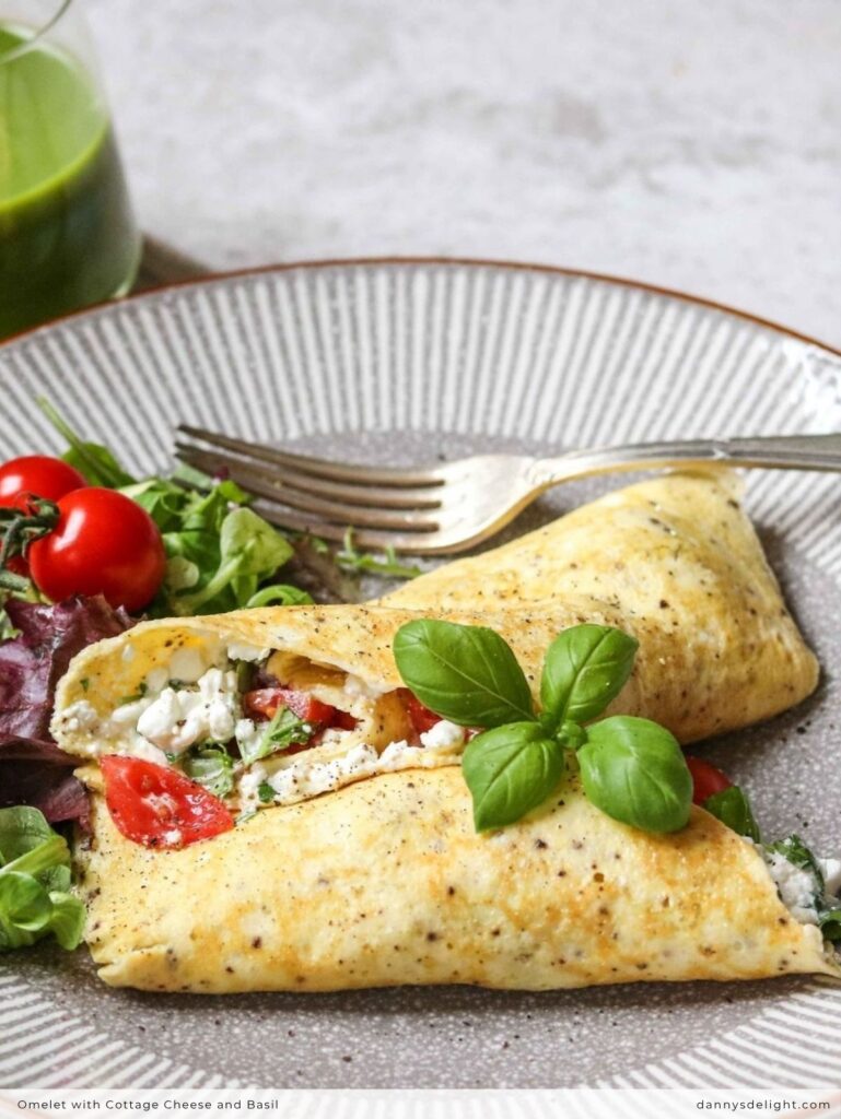 Omelet with Cottage Cheese and Basil